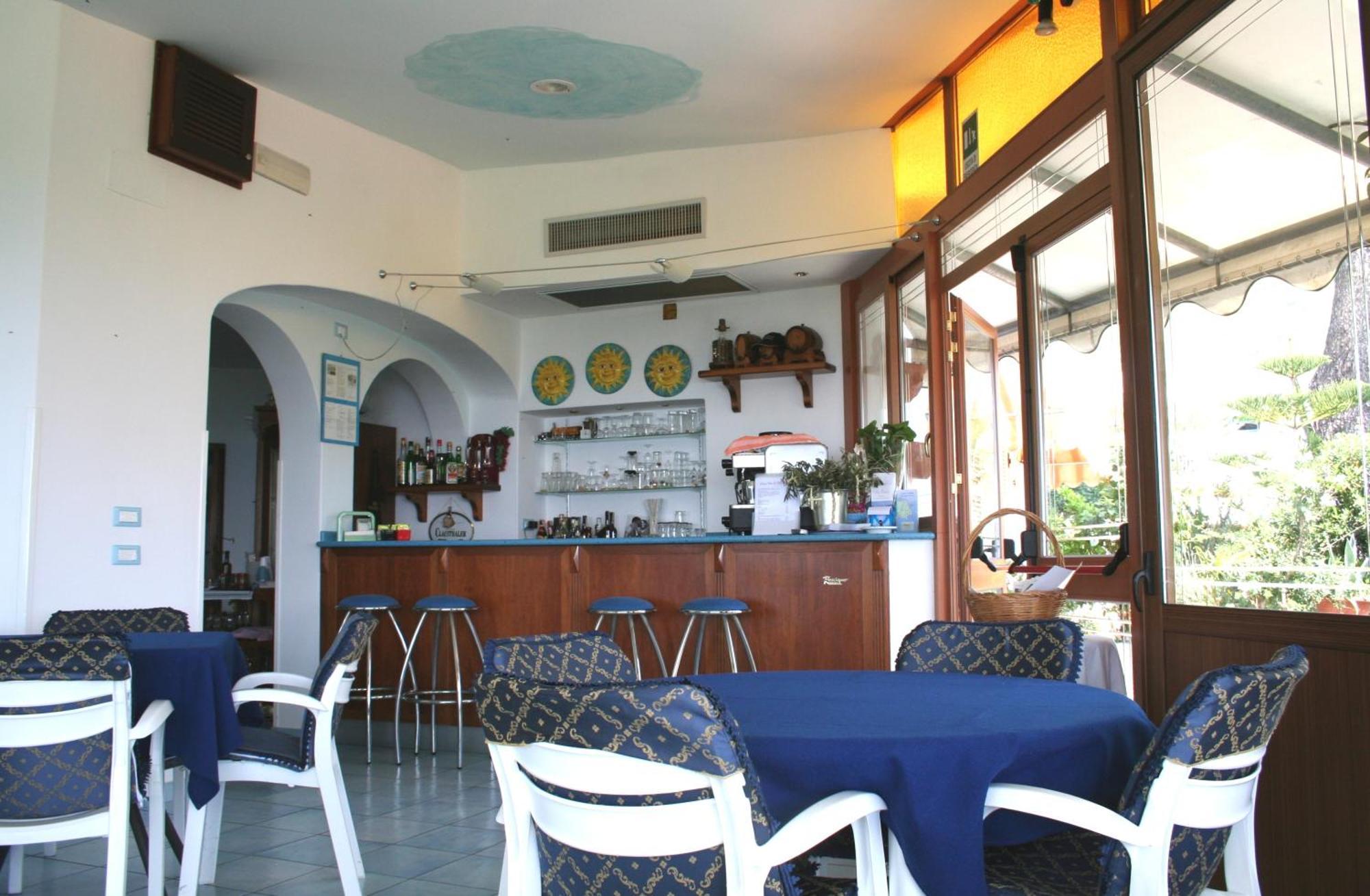 Albergo Villa Mario Sant'Angelo  Esterno foto