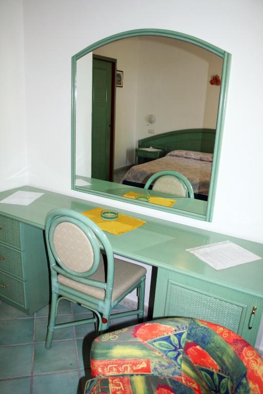 Albergo Villa Mario Sant'Angelo  Camera foto
