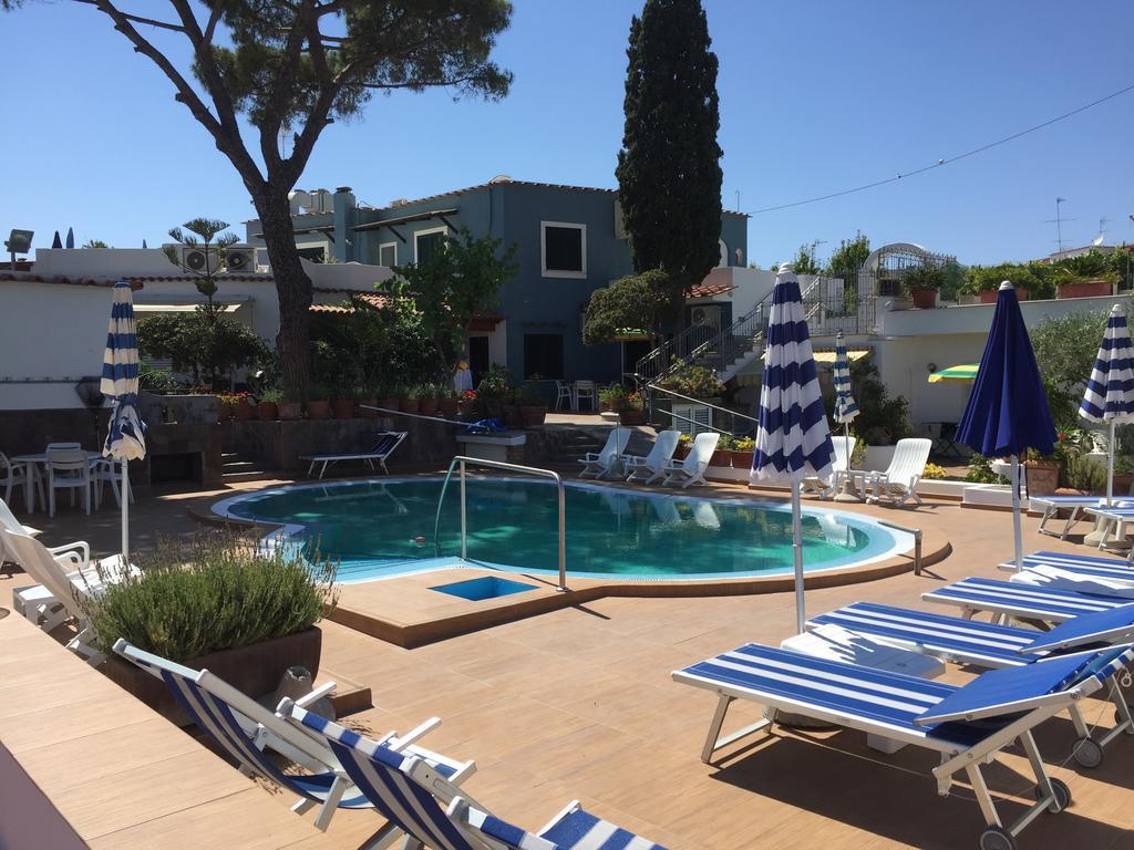 Albergo Villa Mario Sant'Angelo  Esterno foto